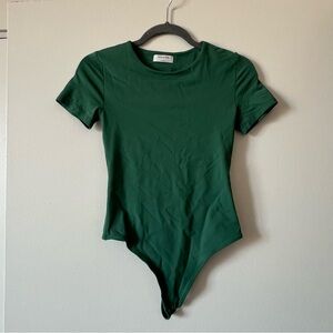 Aritizia Babaton Short Sleeve Bodysuit